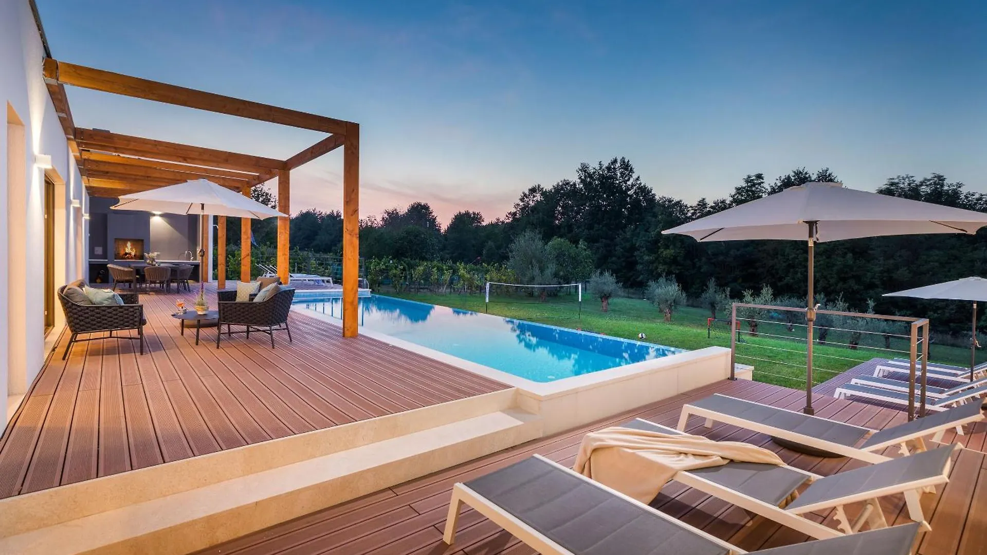 Villa Istria Green location